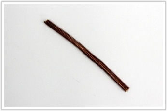 タフピッチ銅線を利用した電気抵抗器用のバネ